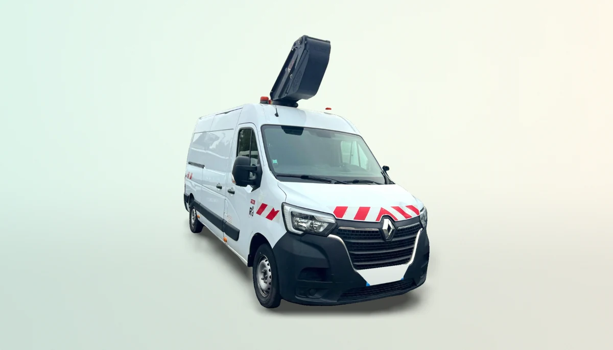 Renault Master nacelle Klubb — location diesel manuelle